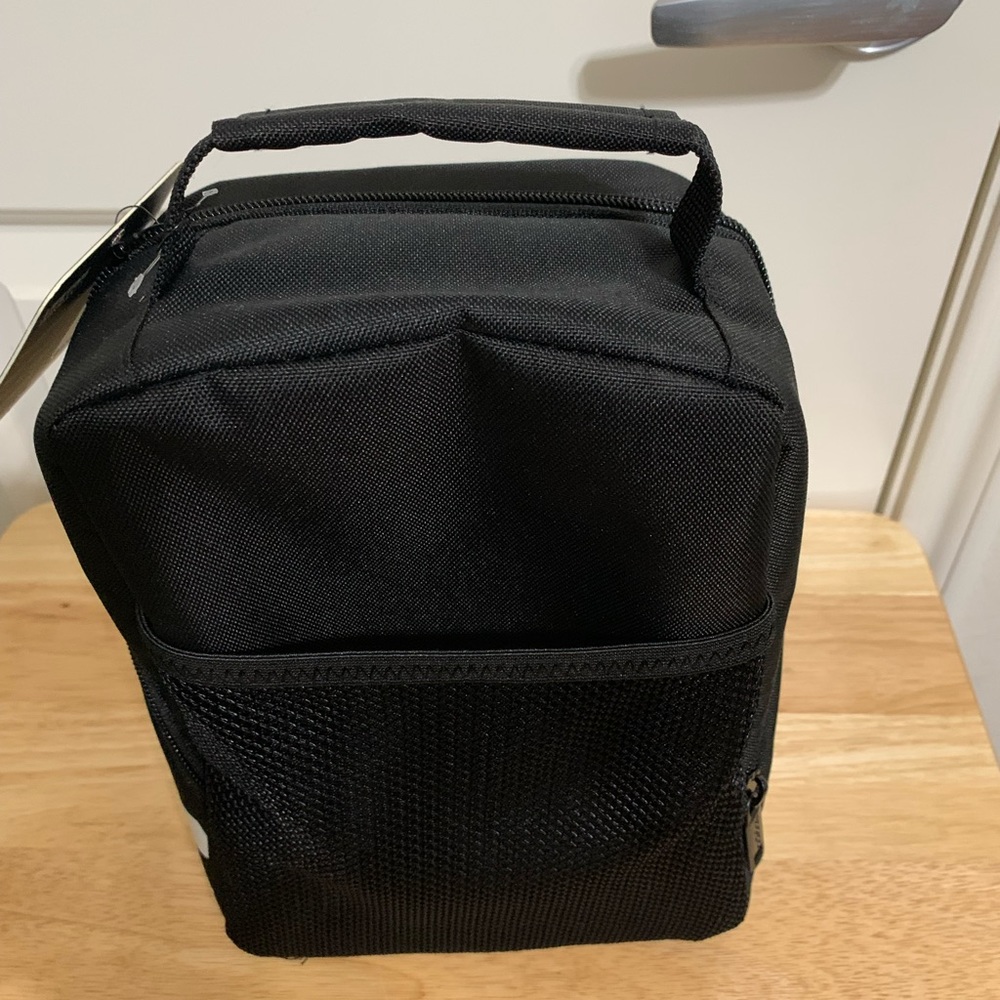 Adidas Lunch Box - Picture 3 of 4